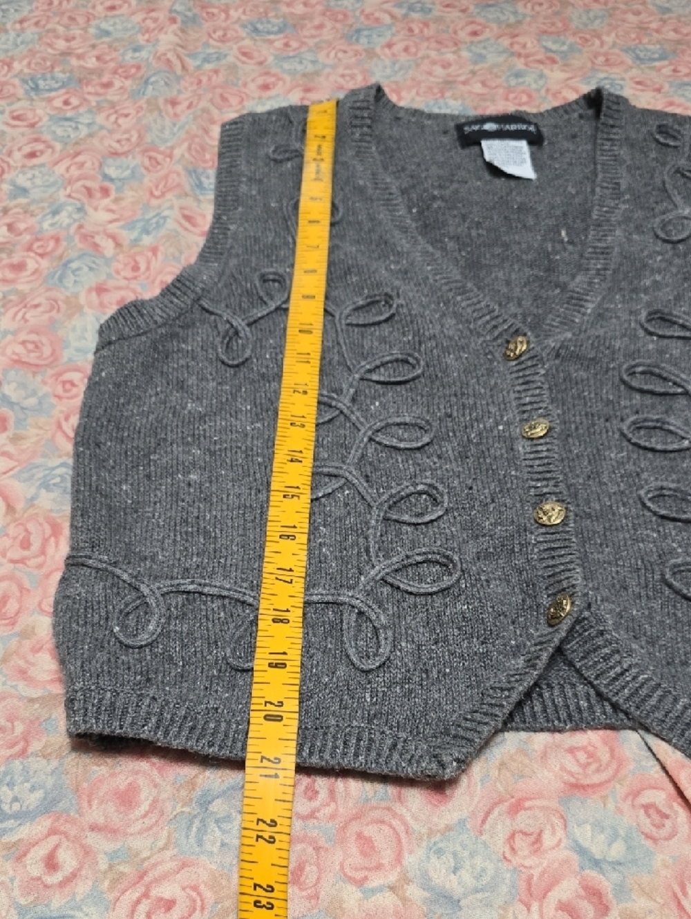 Gray Knit Button-Front Sweater Vest - Picture 5 of 6